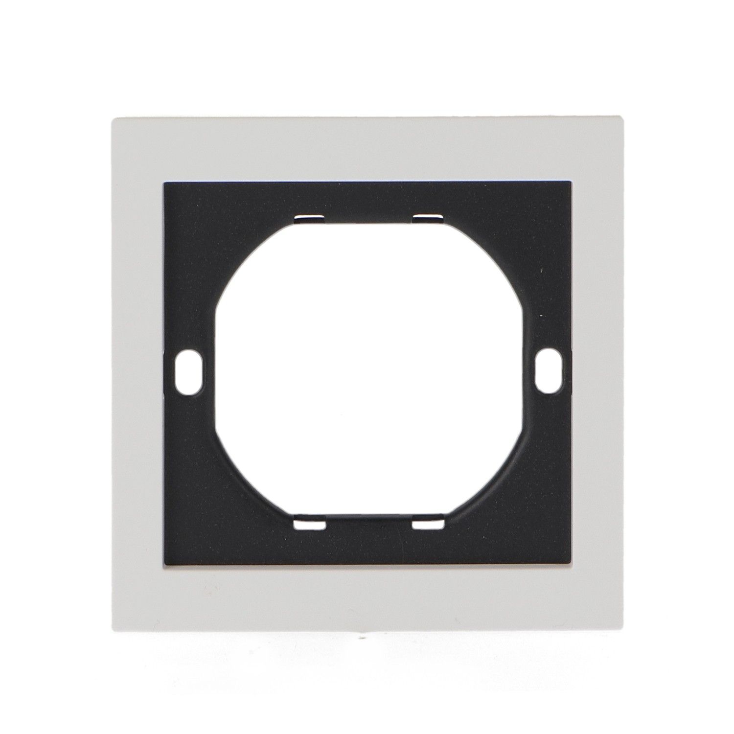 cc-tr-47-w_688239650dbec-1500x1500
